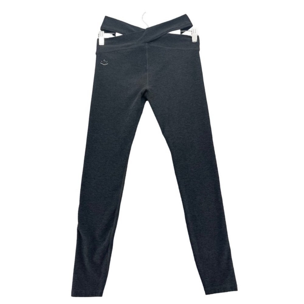 Beyond yoga leggings size M